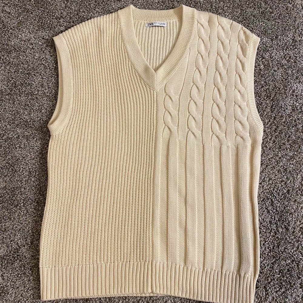 NWOT Zara Sleeveless Sweater Cable Knit Size Medium 38-40